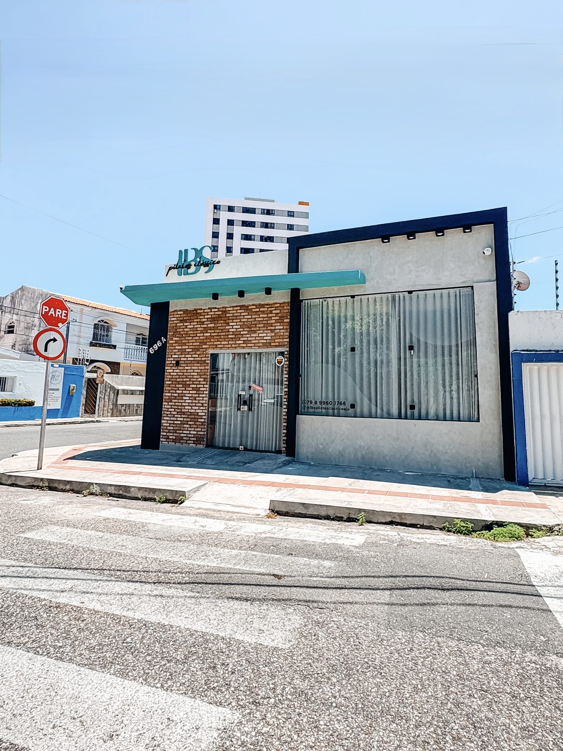 Rua Américo curvelo 696